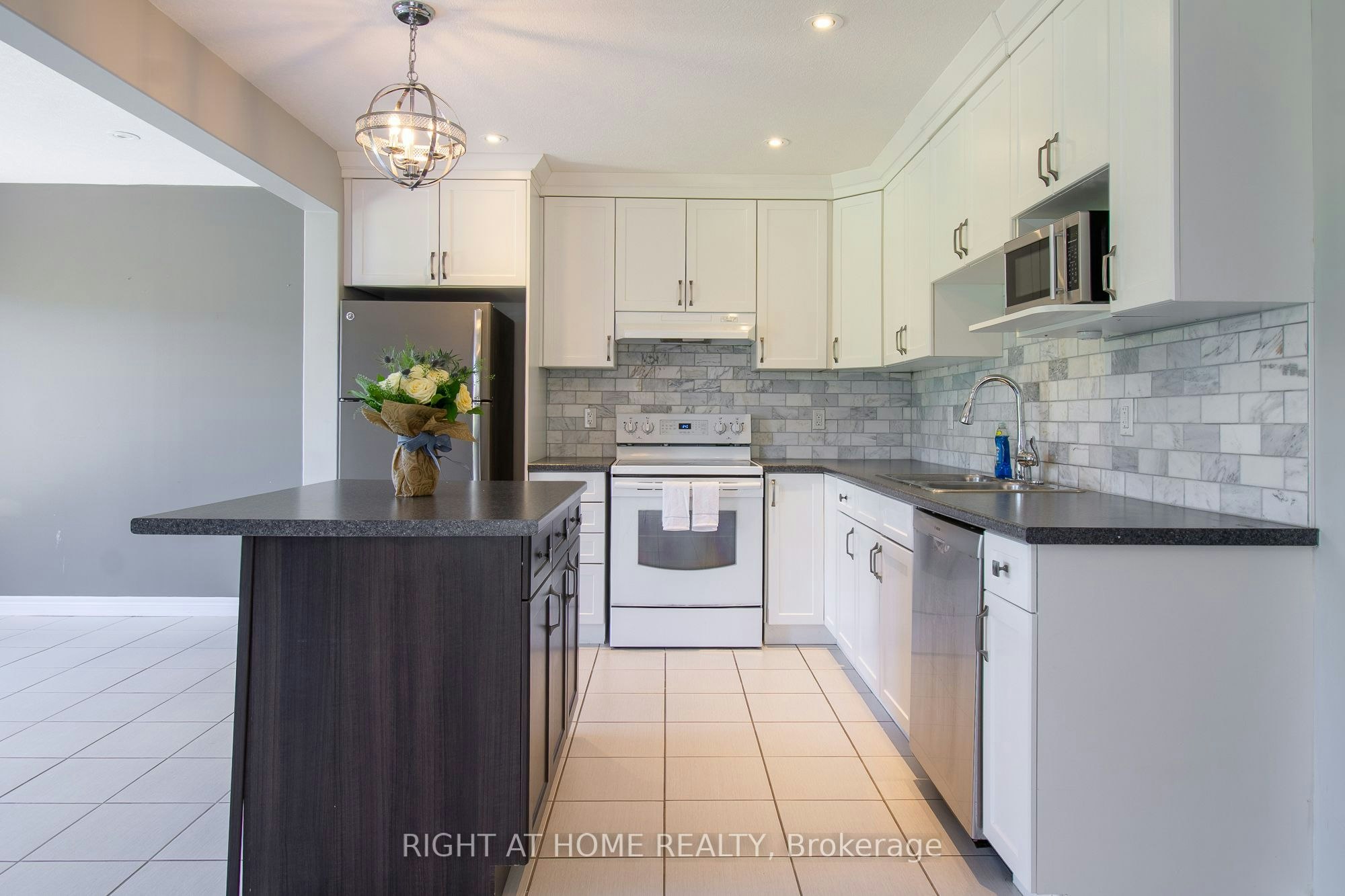 187 Hutchinson Drive, New Tecumseth, ON, L9R 0P6 - 3