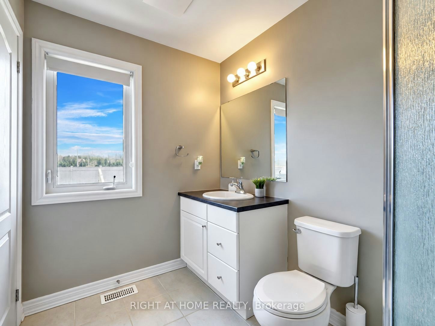 187 Hutchinson Drive, New Tecumseth, ON, L9R 0P6 - 9