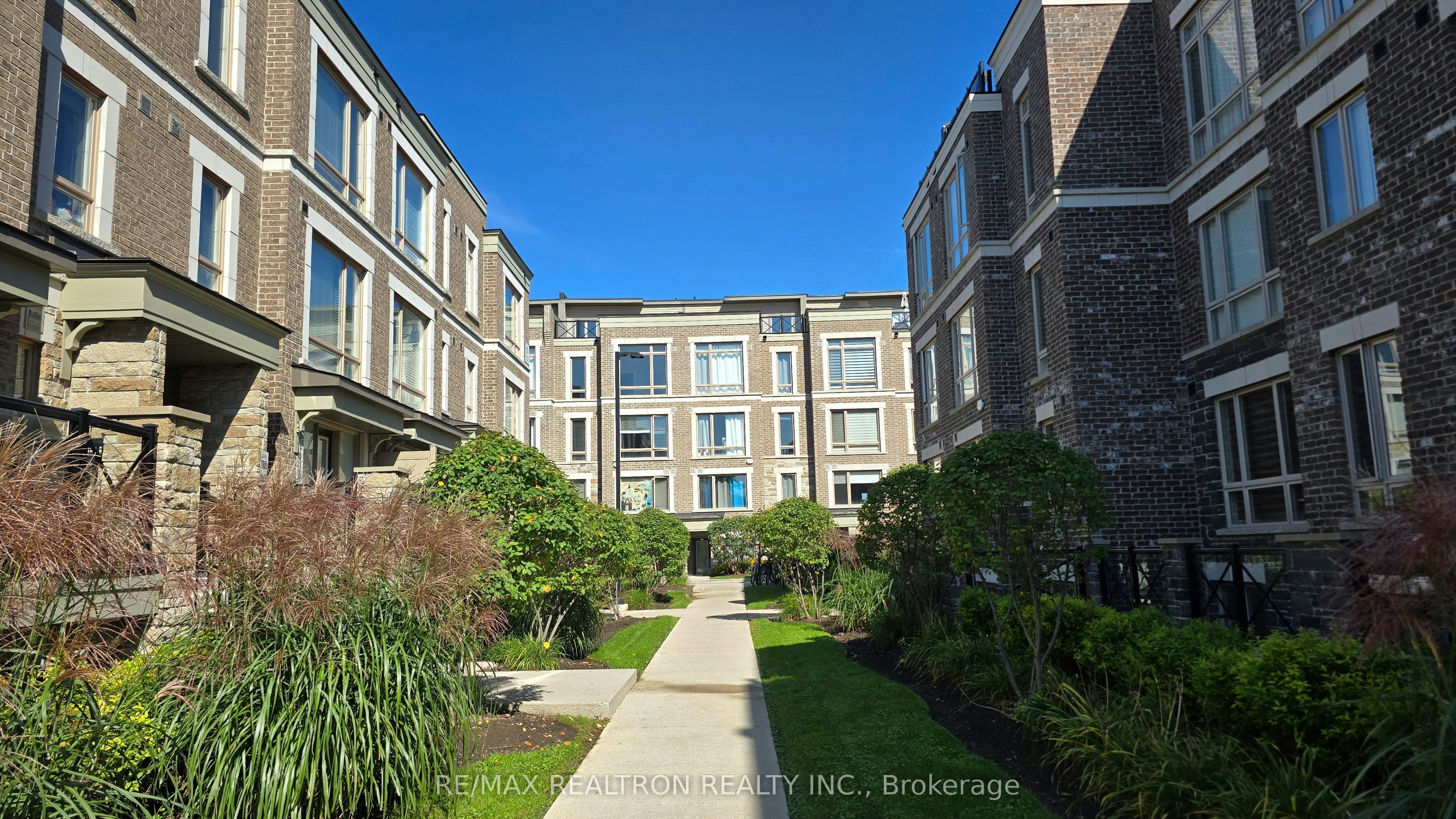 2807-21 Westmeath Lane, Markham, ON, L6B 1N5