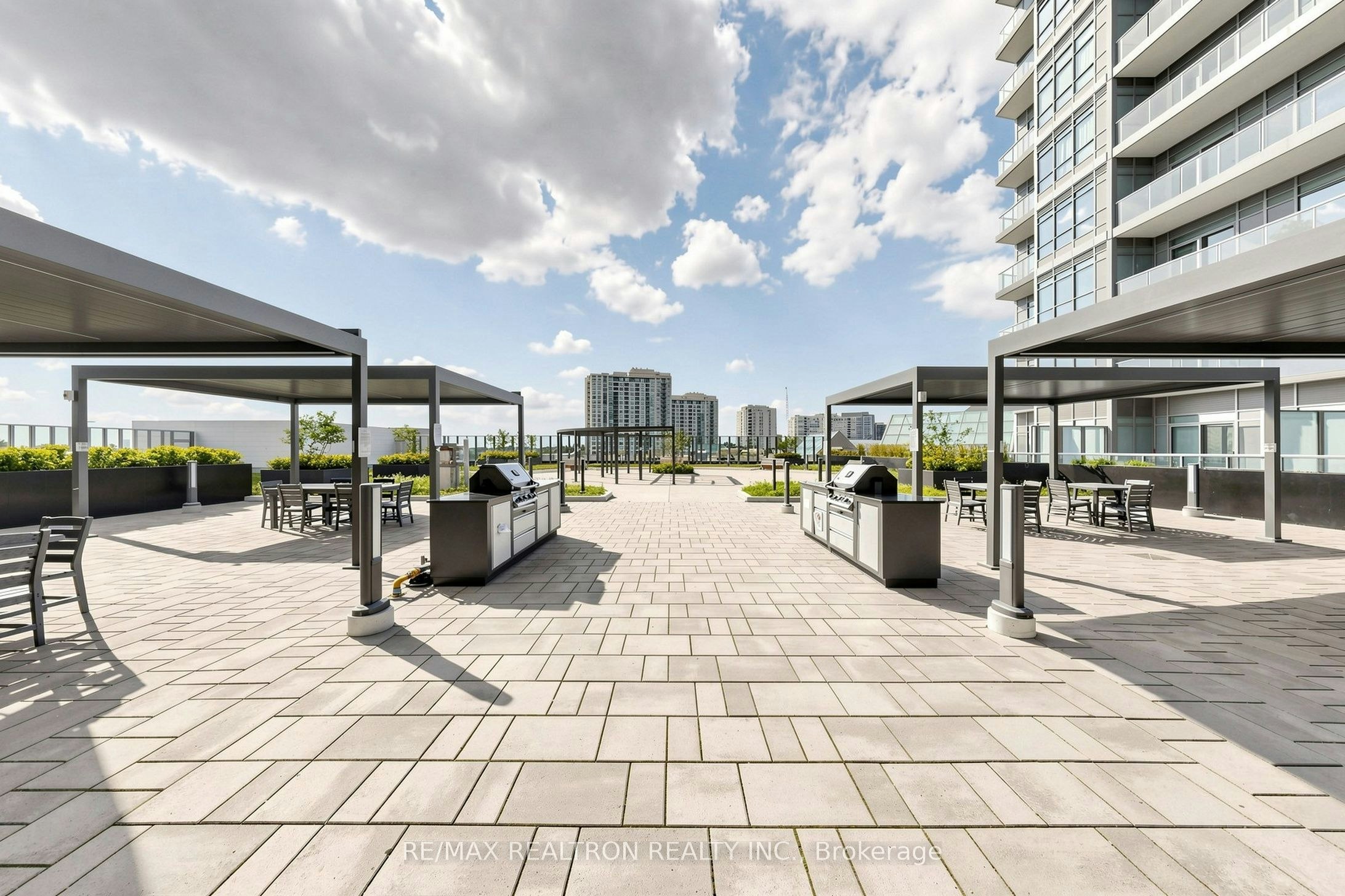 1909-50 Upper Mall Way, Vaughan, ON, L4J 0L8 - 37