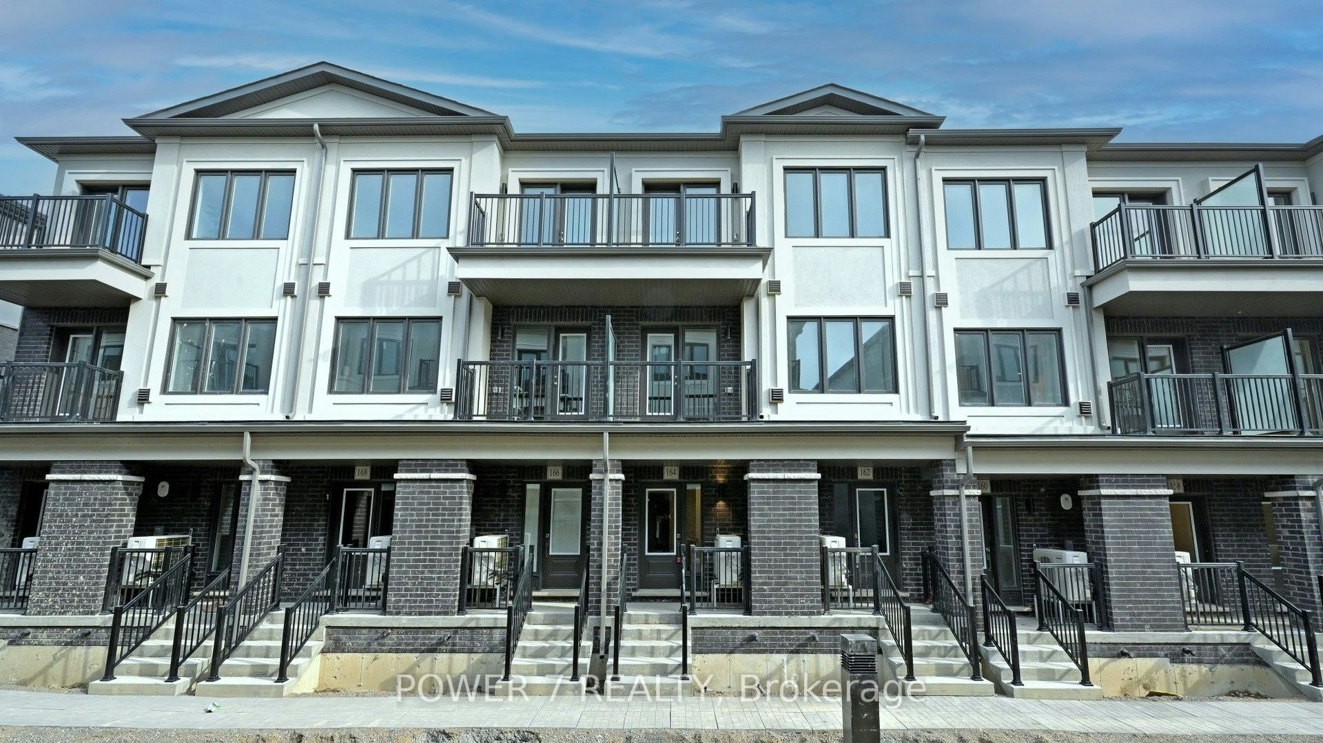 164 Matawin Lane, Richmond Hill, ON, L4B 0H7