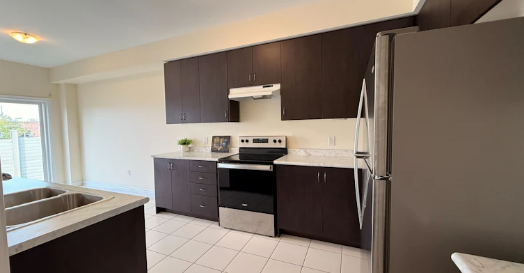 76 Blackwell Crescent, Bradford West Gwillimbury, ON, L3Z 4L4 - 3