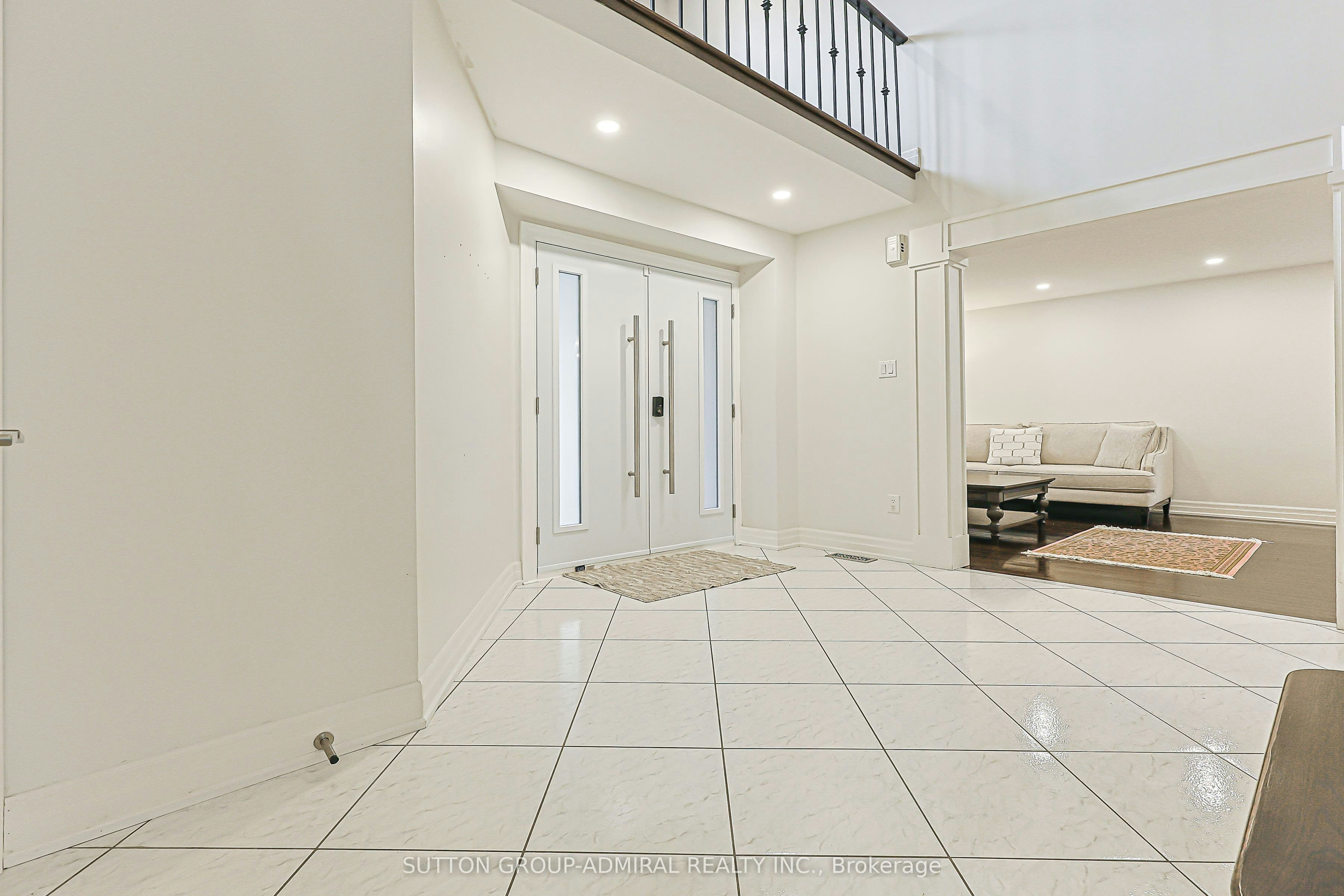 62 Pickett Crescent, Richmond Hill, ON, L4C 9L3 - 3