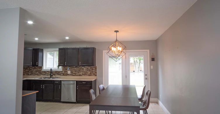 7 Pridham Crescent, Essa, ON, L0M 1B2 - 6