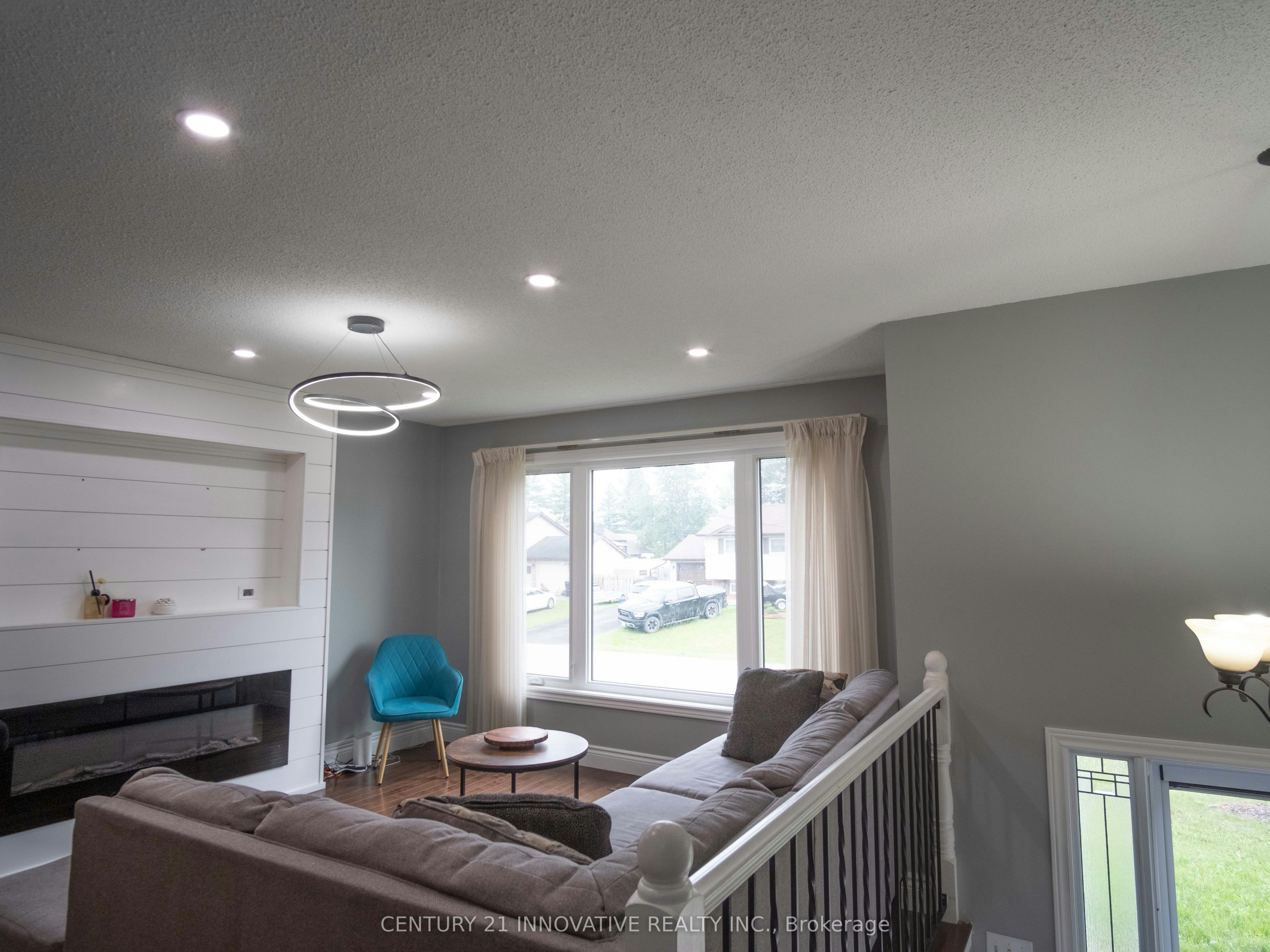 7 Pridham Crescent, Essa, ON, L0M 1B2 - 3
