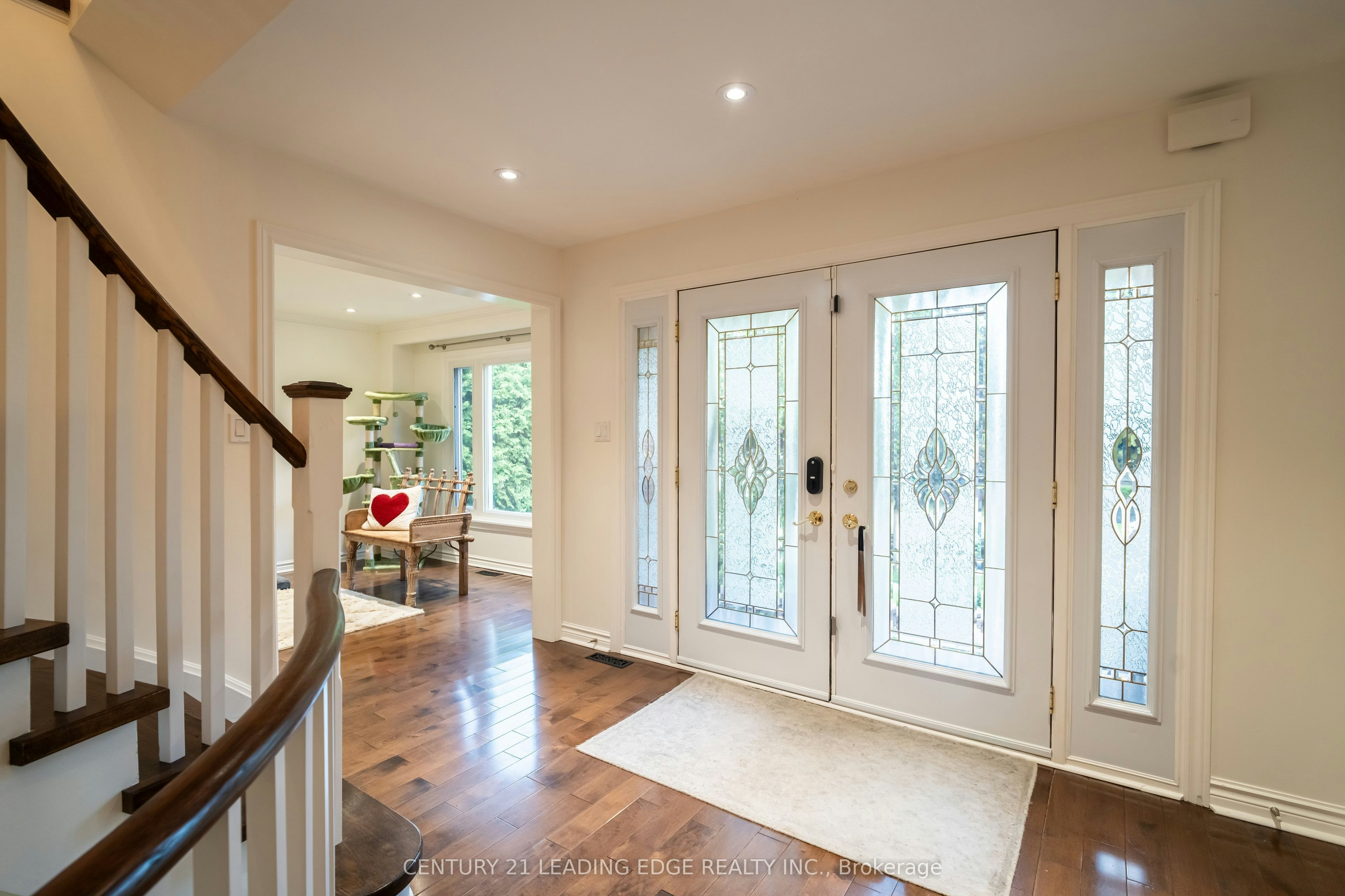 53 Mcclenny Drive, Aurora, ON, L4G 5P5
