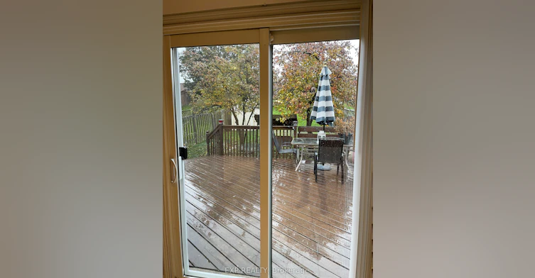 29 Gayla Street, Vaughan, ON, L4J 6W2 - 3