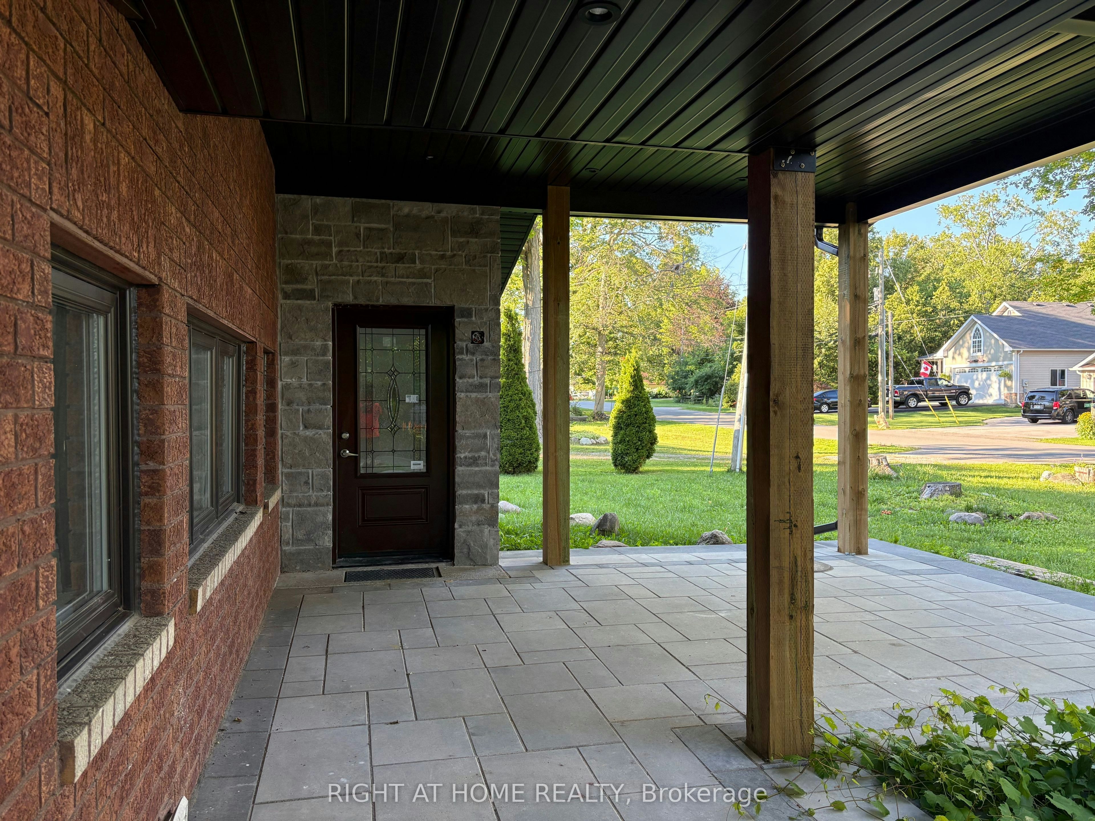 2012 Inglewood Drive, Innisfil, ON, L9S 1Z1 - 2