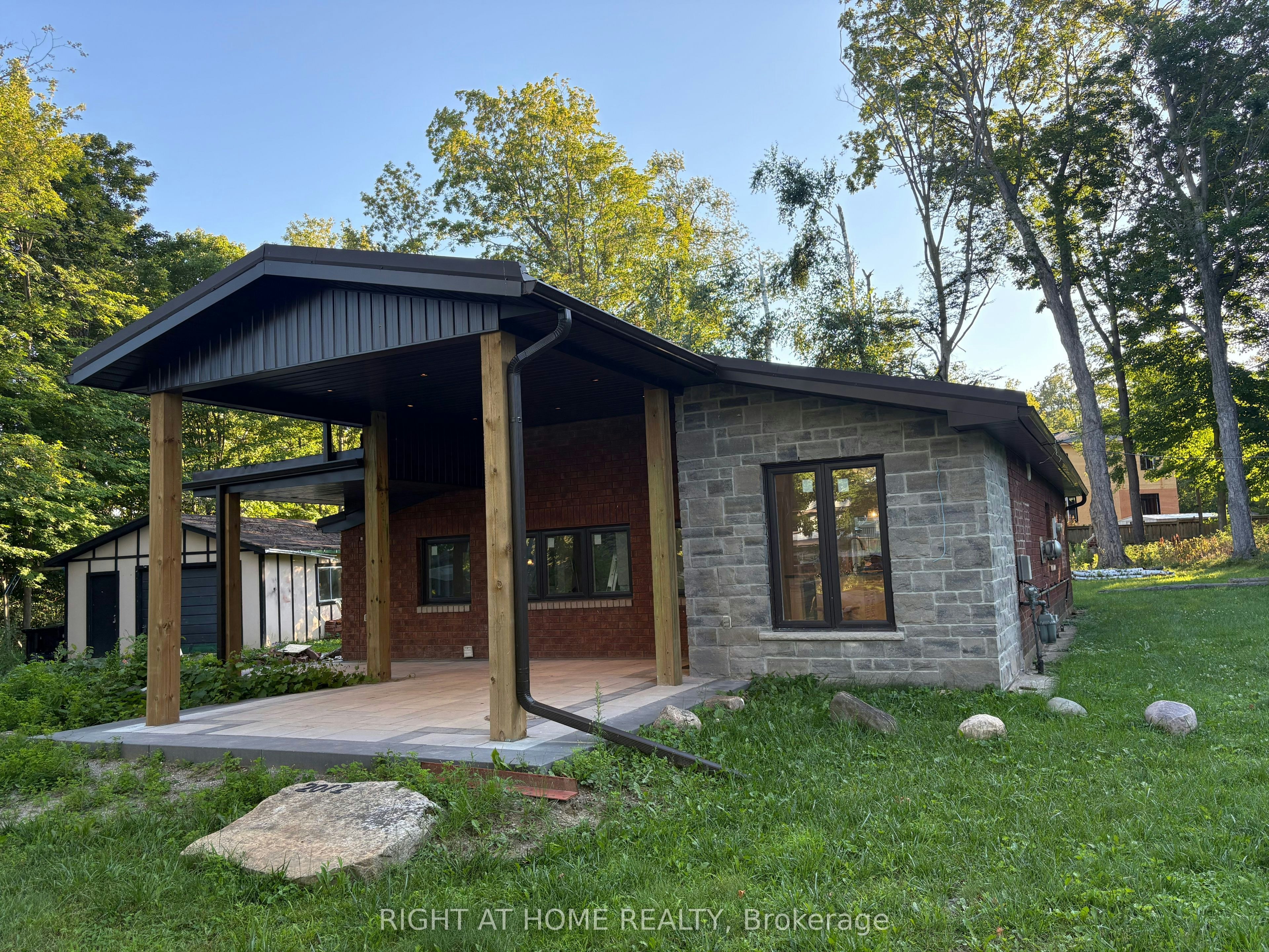 2012 Inglewood Drive, Innisfil, ON, L9S 1Z1 - 13