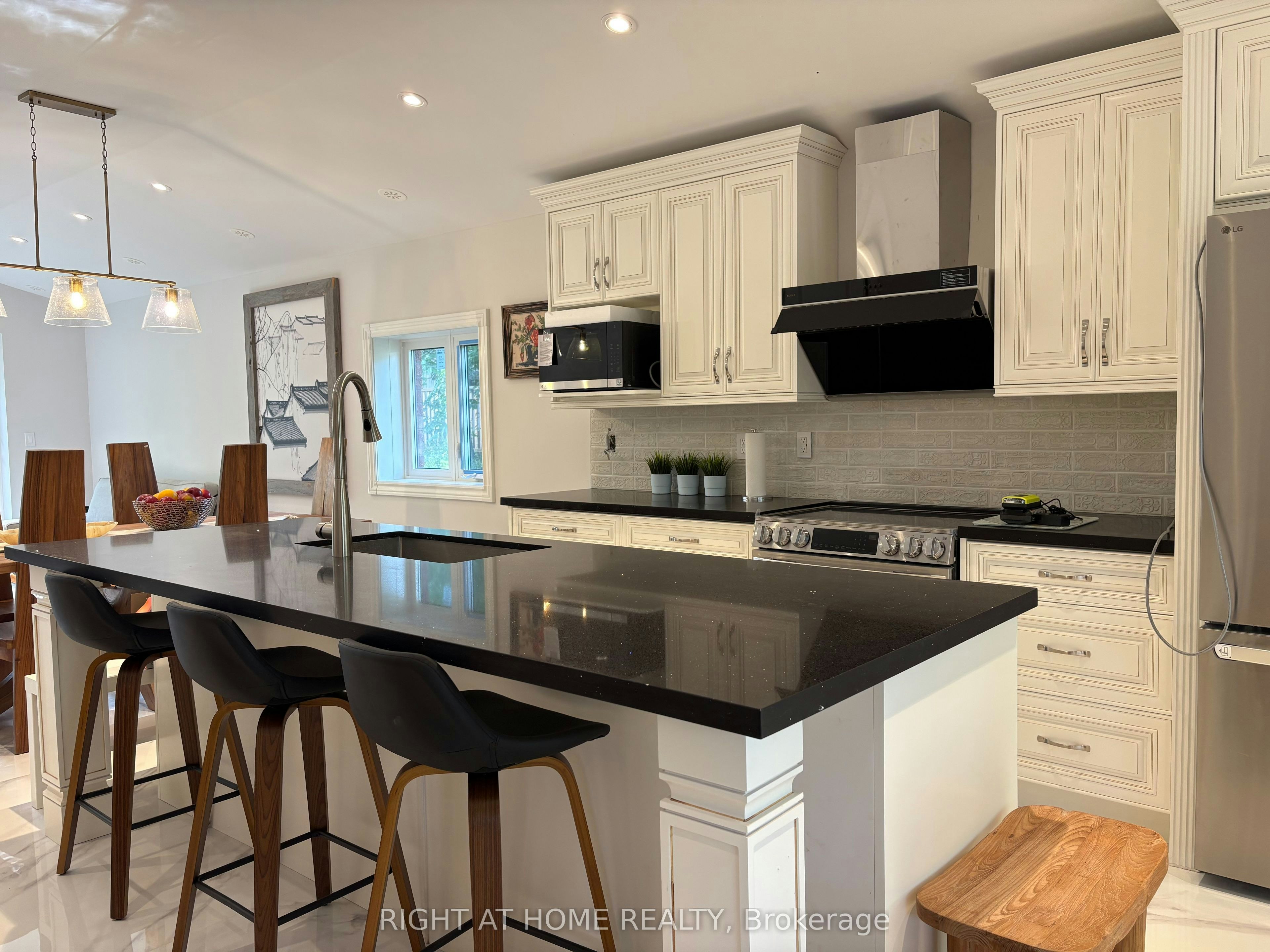 2012 Inglewood Drive, Innisfil, ON, L9S 1Z1 - 6