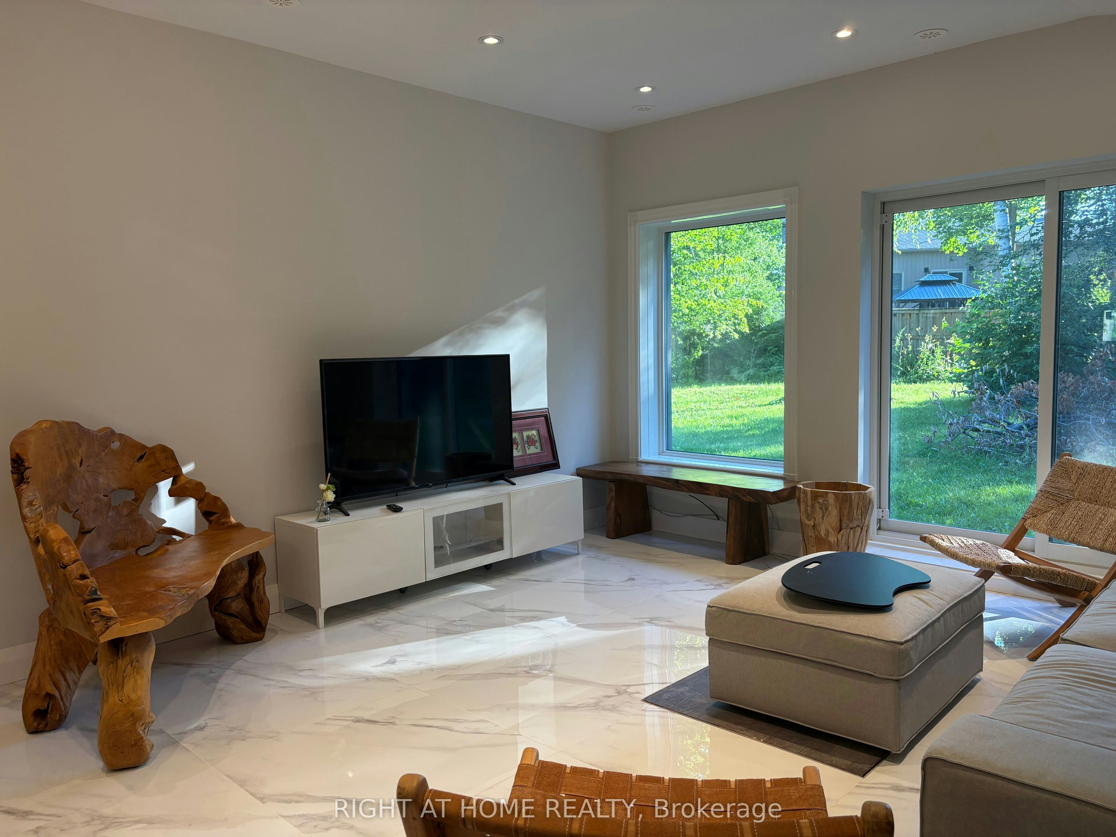 2012 Inglewood Drive, Innisfil, ON, L9S 1Z1 - 8