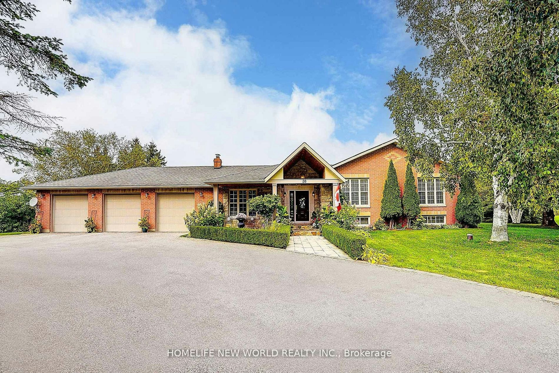 38 Audubon Way, Georgina, ON, L0E 1A0