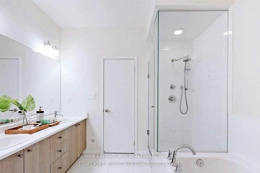 32 Ambler Lane, Richmond Hill, ON, L4C 3N8 - 16