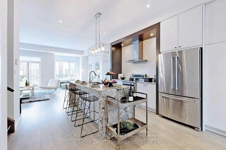 32 Ambler Lane, Richmond Hill, ON, L4C 3N8 - 9
