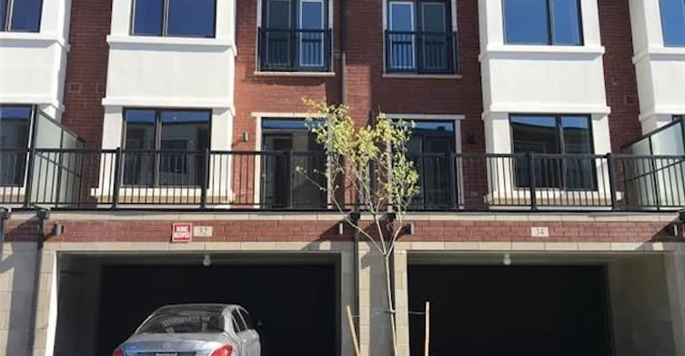 32 Ambler Lane, Richmond Hill, ON, L4C 3N8 - 2