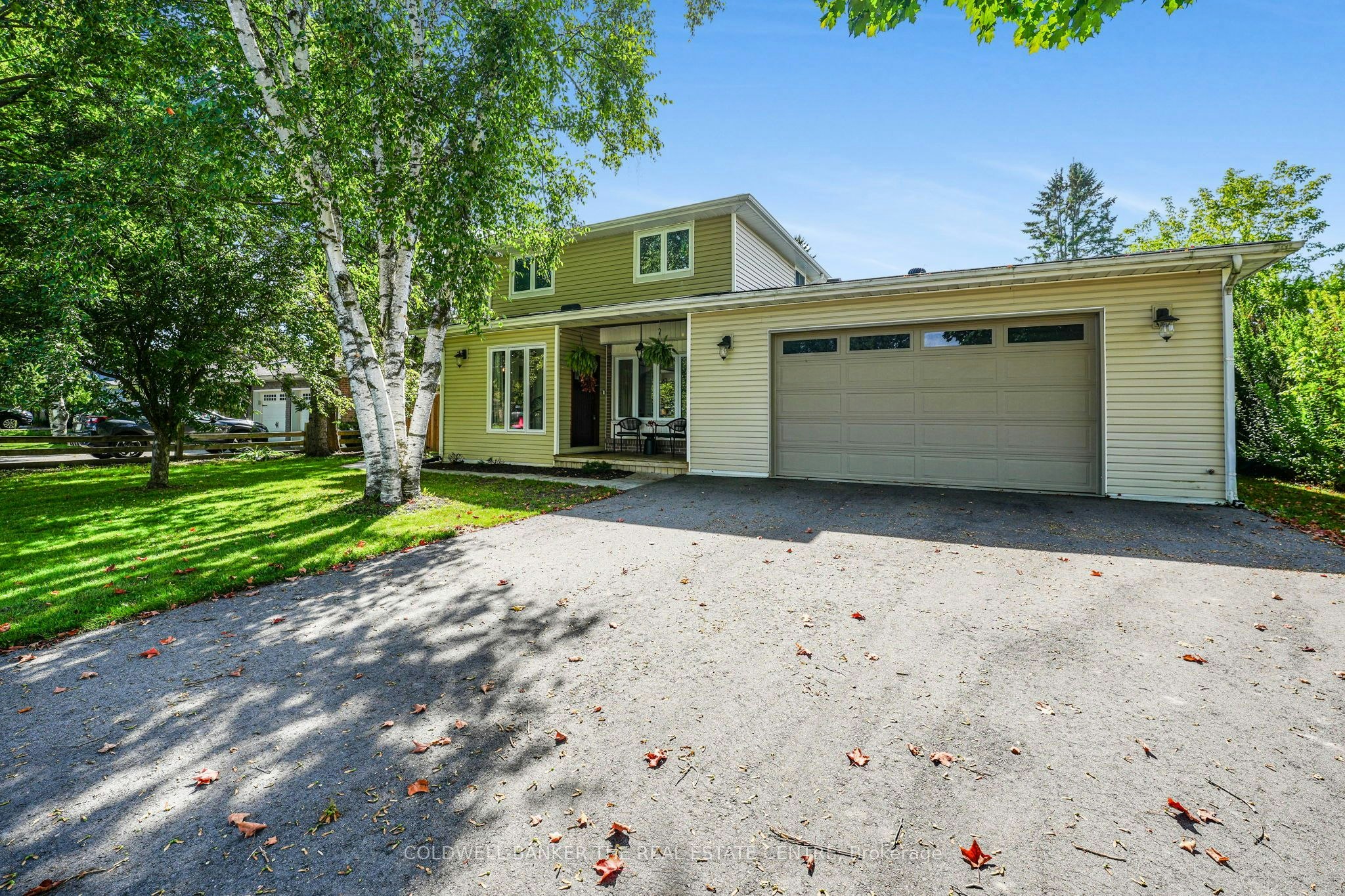 205 Sunset Crescent, Innisfil, ON, L9S 1J2