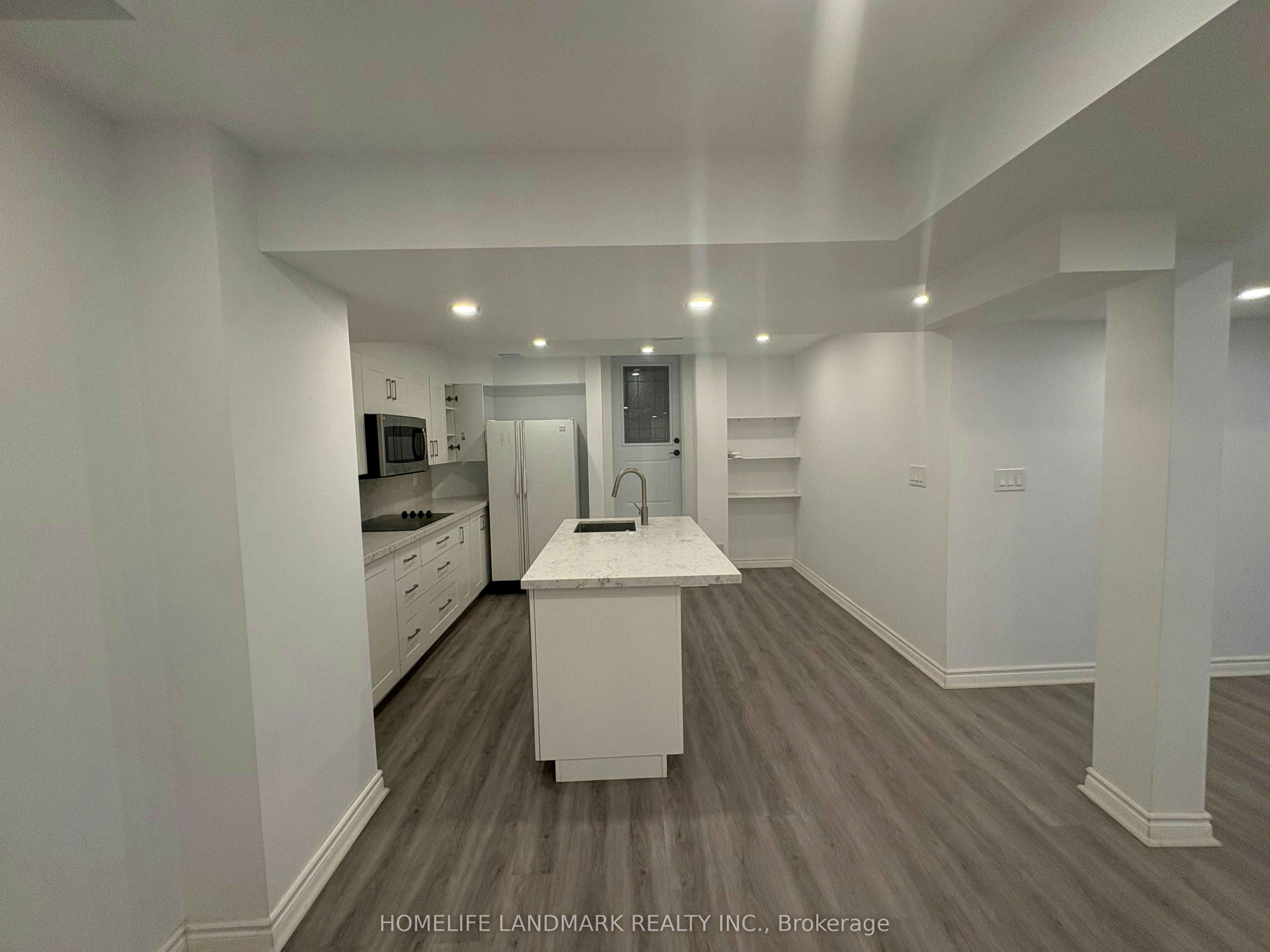 Bsmt-135 Canyon Hill Avenue, Richmond Hill, ON, L4C 0T1 - 2