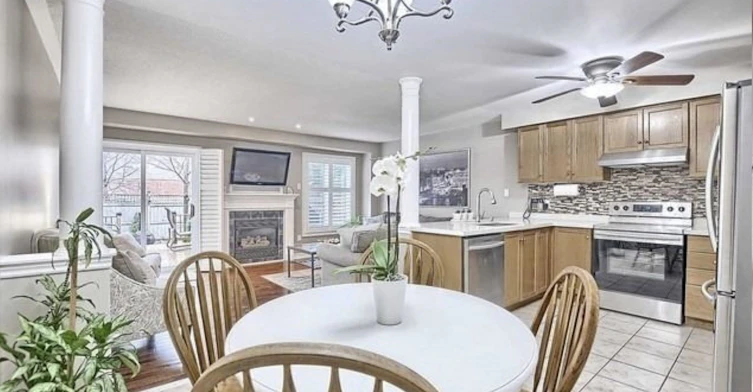 31 Baywell Crescent, Aurora, ON, L4G 7M8 - 7