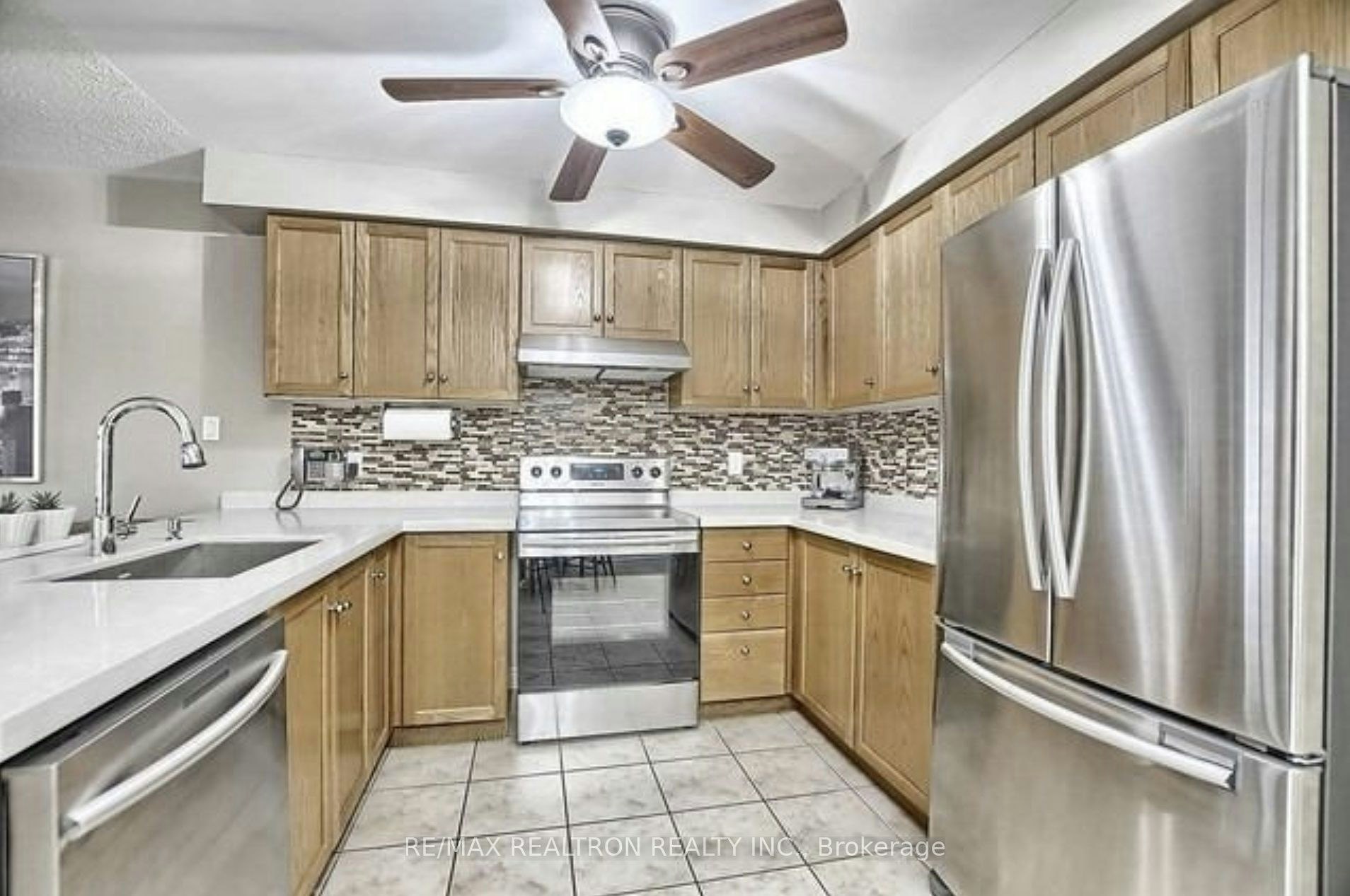 31 Baywell Crescent, Aurora, ON, L4G 7M8 - 6