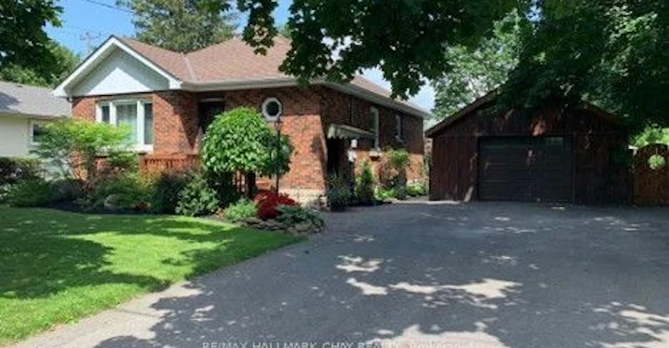 77 Church Street S, New Tecumseth, ON, L9R 1J4