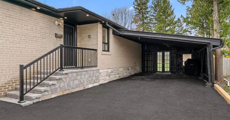 Bsmt-12 Davidson Road, Aurora, ON, L4G 2B1 - 2