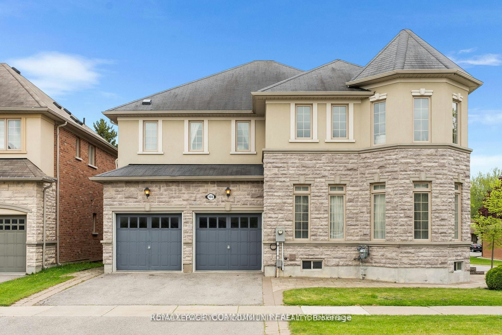 108 Headwater Crescent, Richmond Hill, ON, L4E 0T2