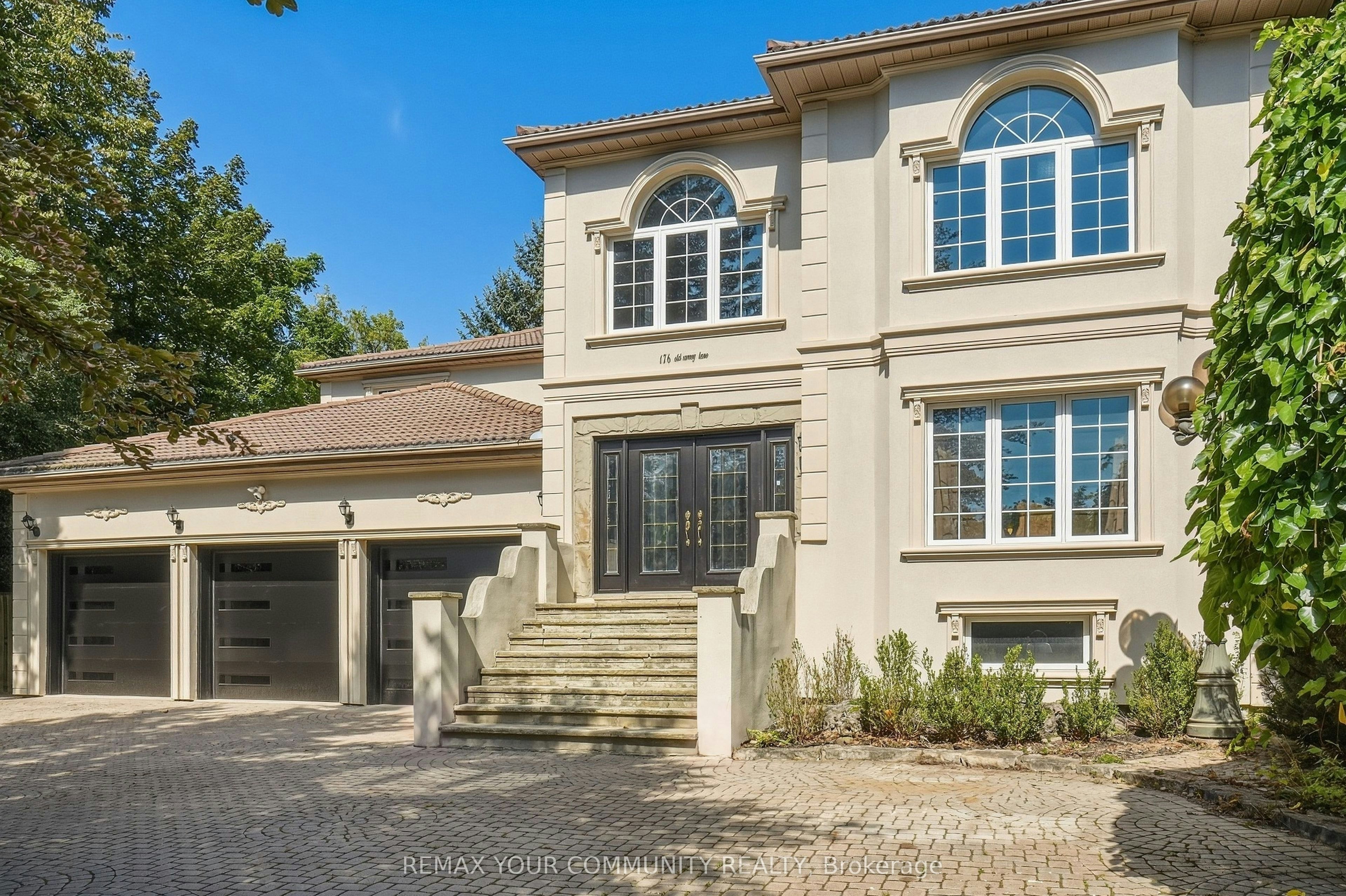 176 Old Surrey Lane, Richmond Hill, ON, L4C 7E5