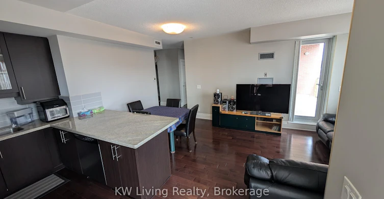 610B-21 Upper Duke Crescent, Markham, ON, L6G 0B6 - 3