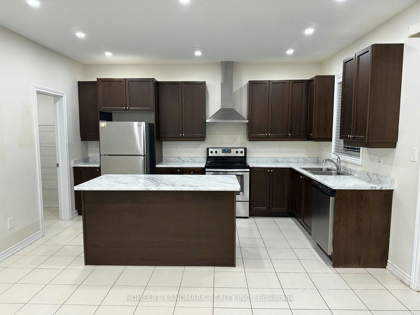 220 Brownley Lane, Essa, ON, L0M 1B6 - 7