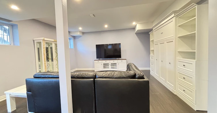 Basement-33 Heintzman Crescent, Vaughan, ON, L6A 4T8 - 4