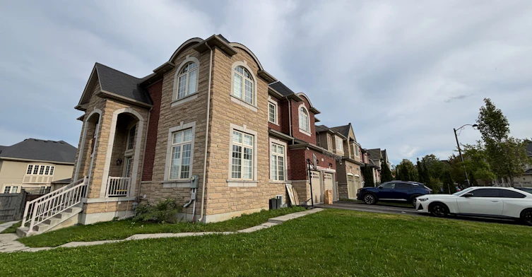 Basement-33 Heintzman Crescent, Vaughan, ON, L6A 4T8 - 2
