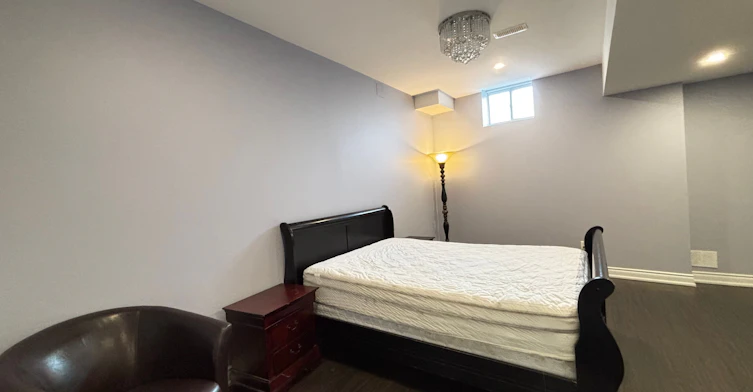 Basement-33 Heintzman Crescent, Vaughan, ON, L6A 4T8 - 14