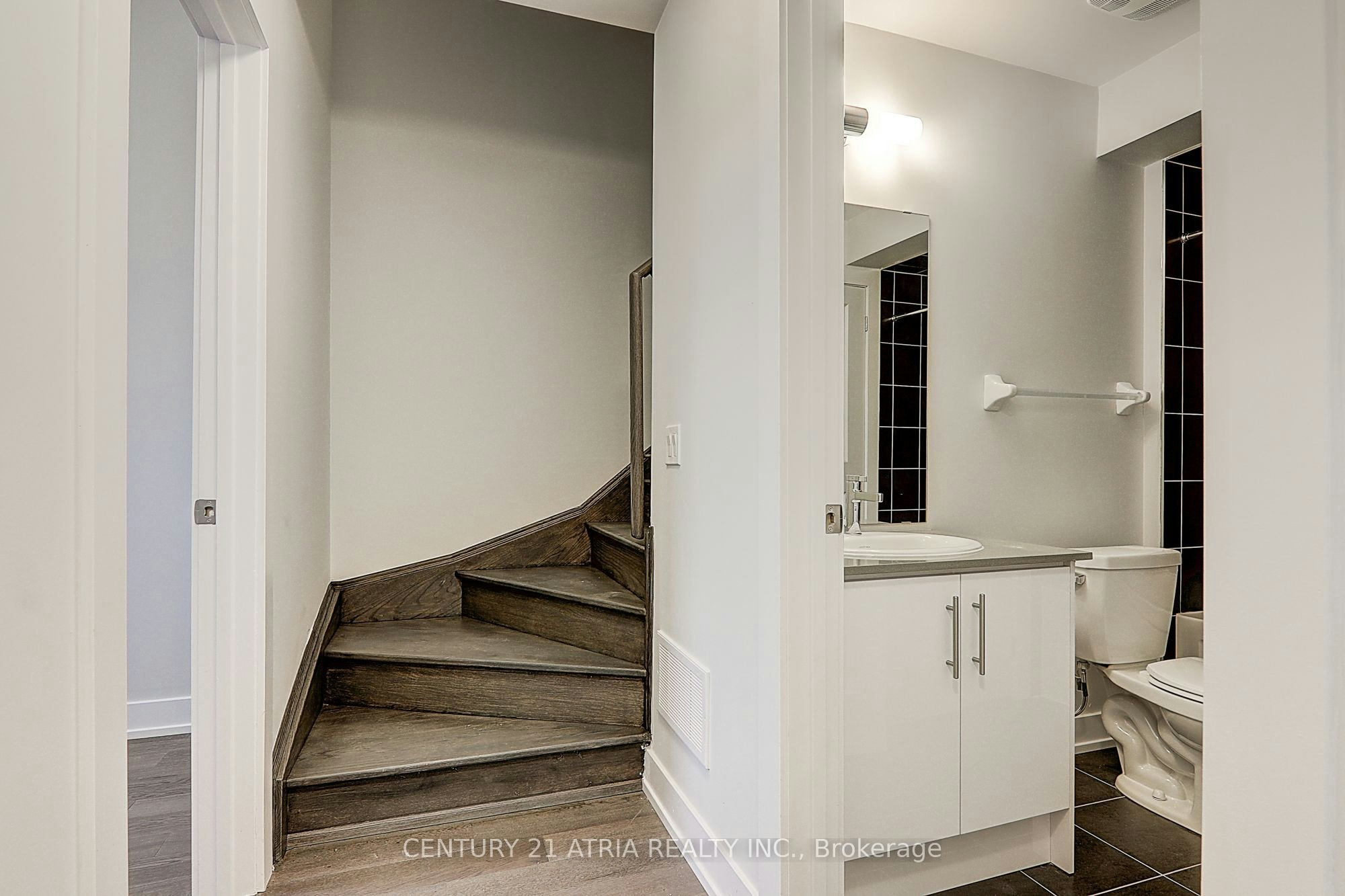 L-140-9580 Islington Avenue, Vaughan, ON, L4H 5E8 - 9