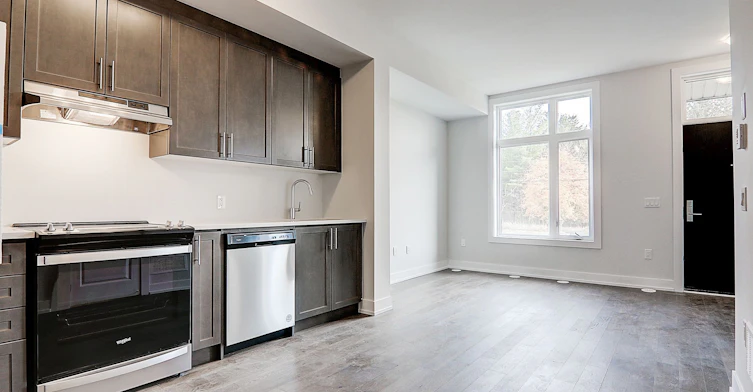 L-140-9580 Islington Avenue, Vaughan, ON, L4H 5E8 - 2