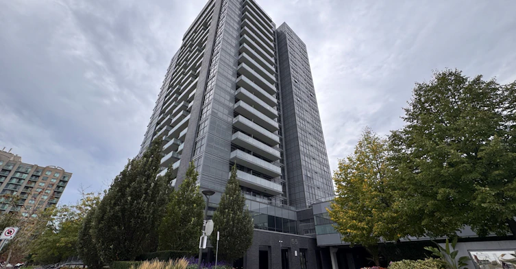709-55 Oneida Crescent, Richmond Hill, ON, L4B 0E8