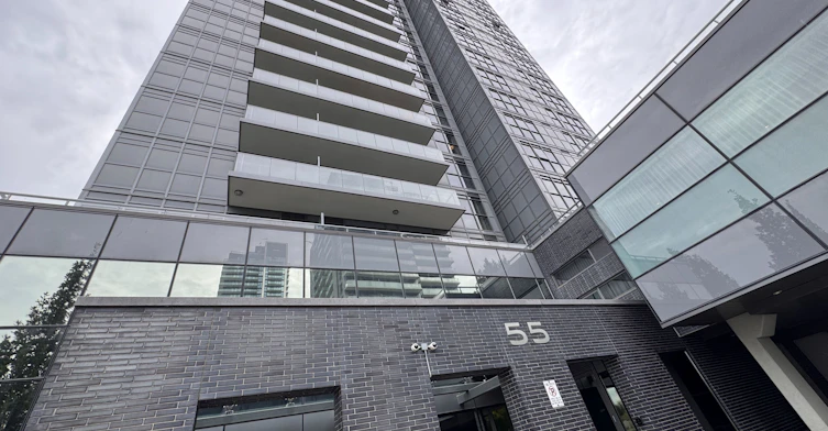 709-55 Oneida Crescent, Richmond Hill, ON, L4B 0E8 - 2