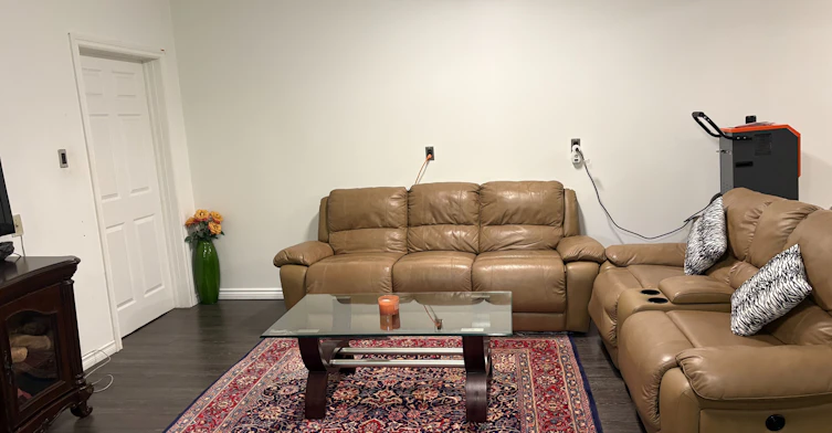 Lower-198 Centre Street, Vaughan, ON, L4J 1G6 - 8