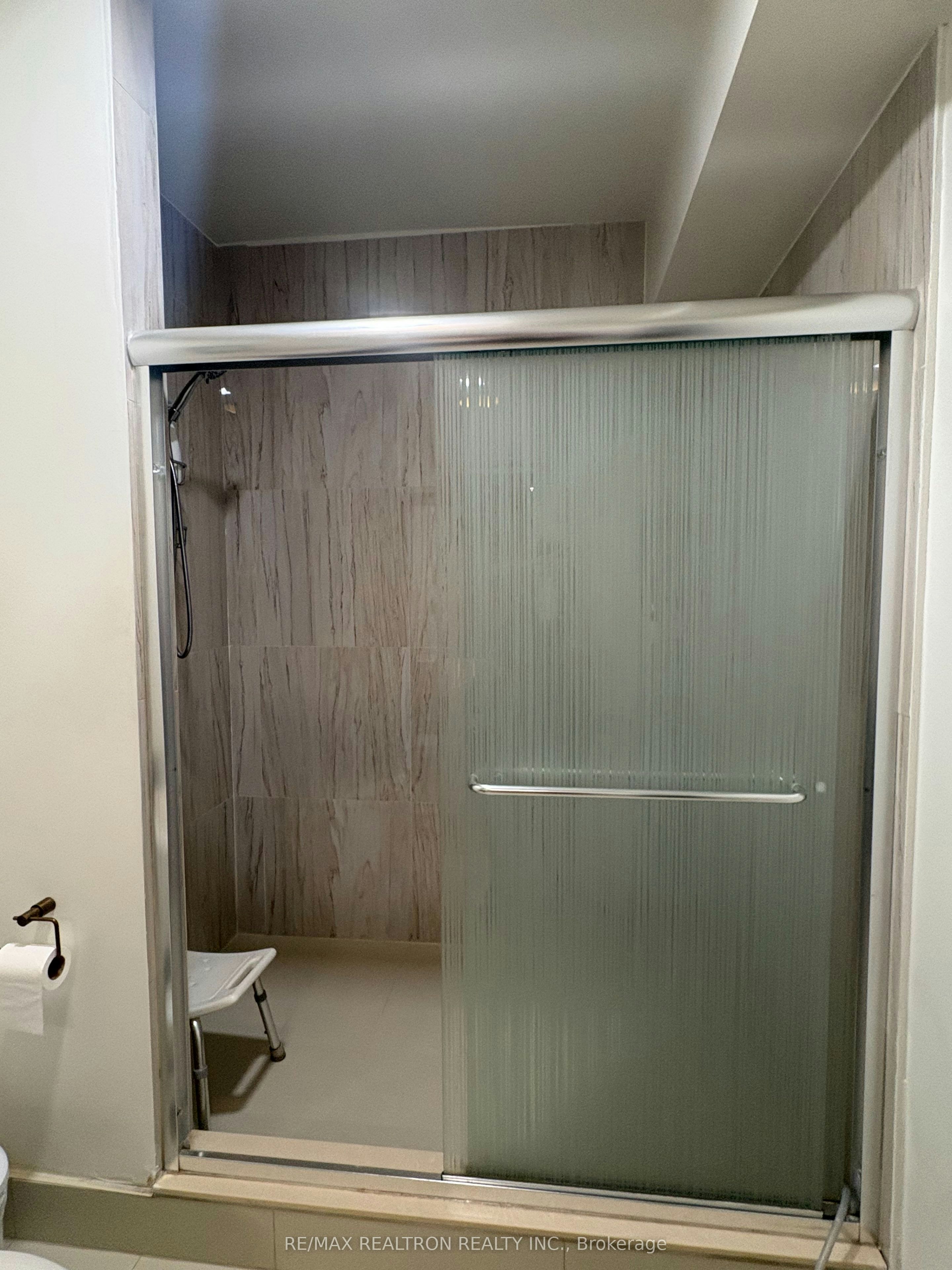 Lower-198 Centre Street, Vaughan, ON, L4J 1G6 - 3
