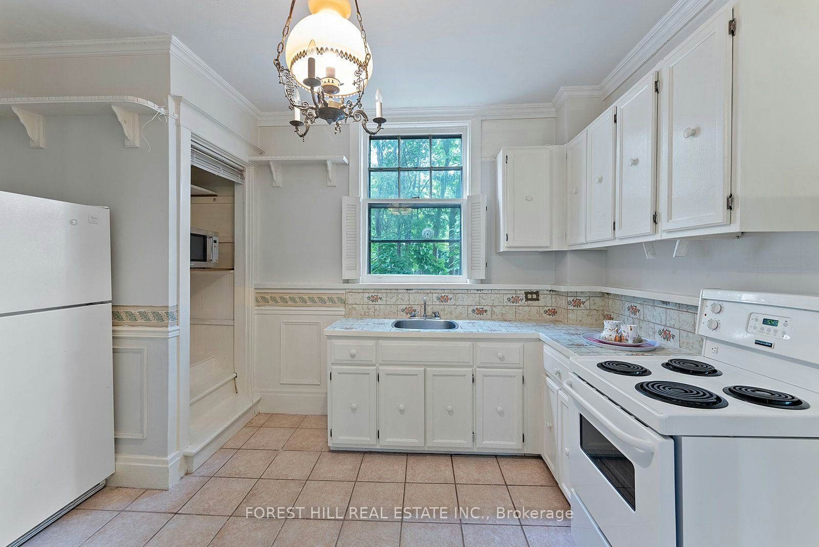 MAIN-36 Arnold Crescent, Richmond Hill, ON, L4C 3R5 - 9
