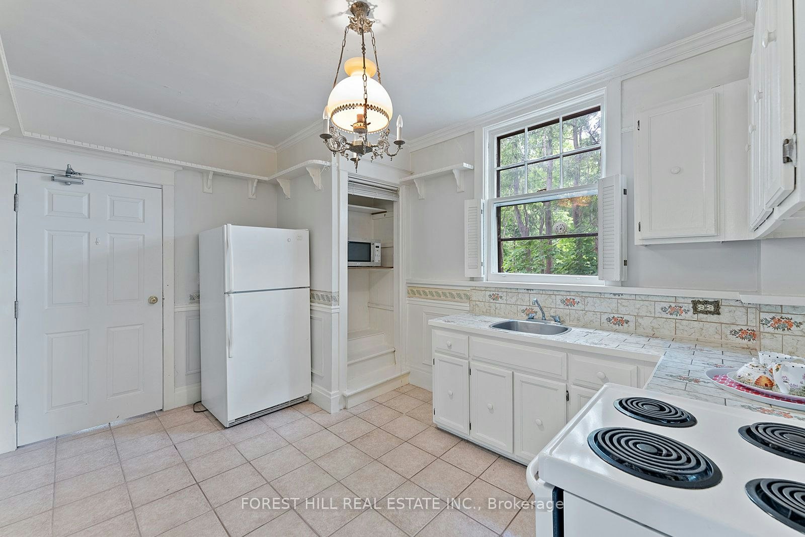 MAIN-36 Arnold Crescent, Richmond Hill, ON, L4C 3R5 - 10