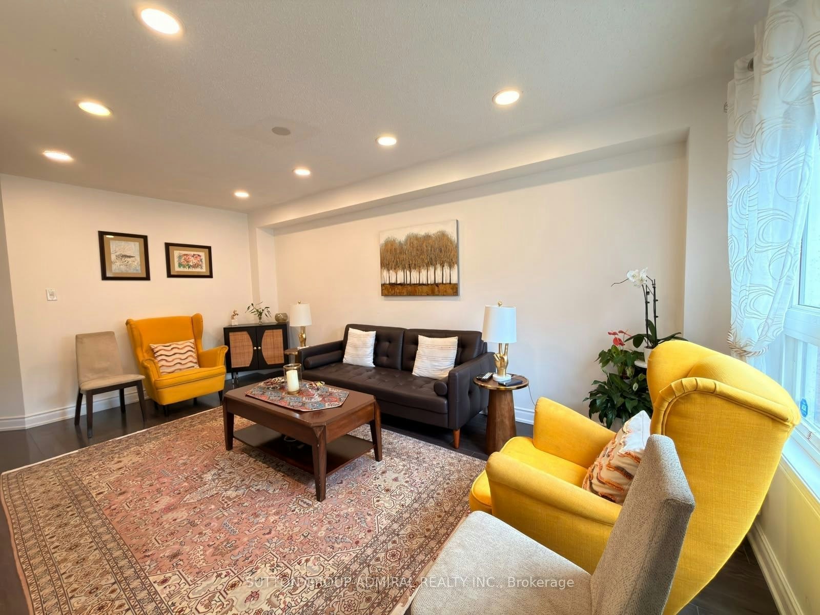 222 Burgess Crescent, Newmarket, ON, L3X 2V1 - 2