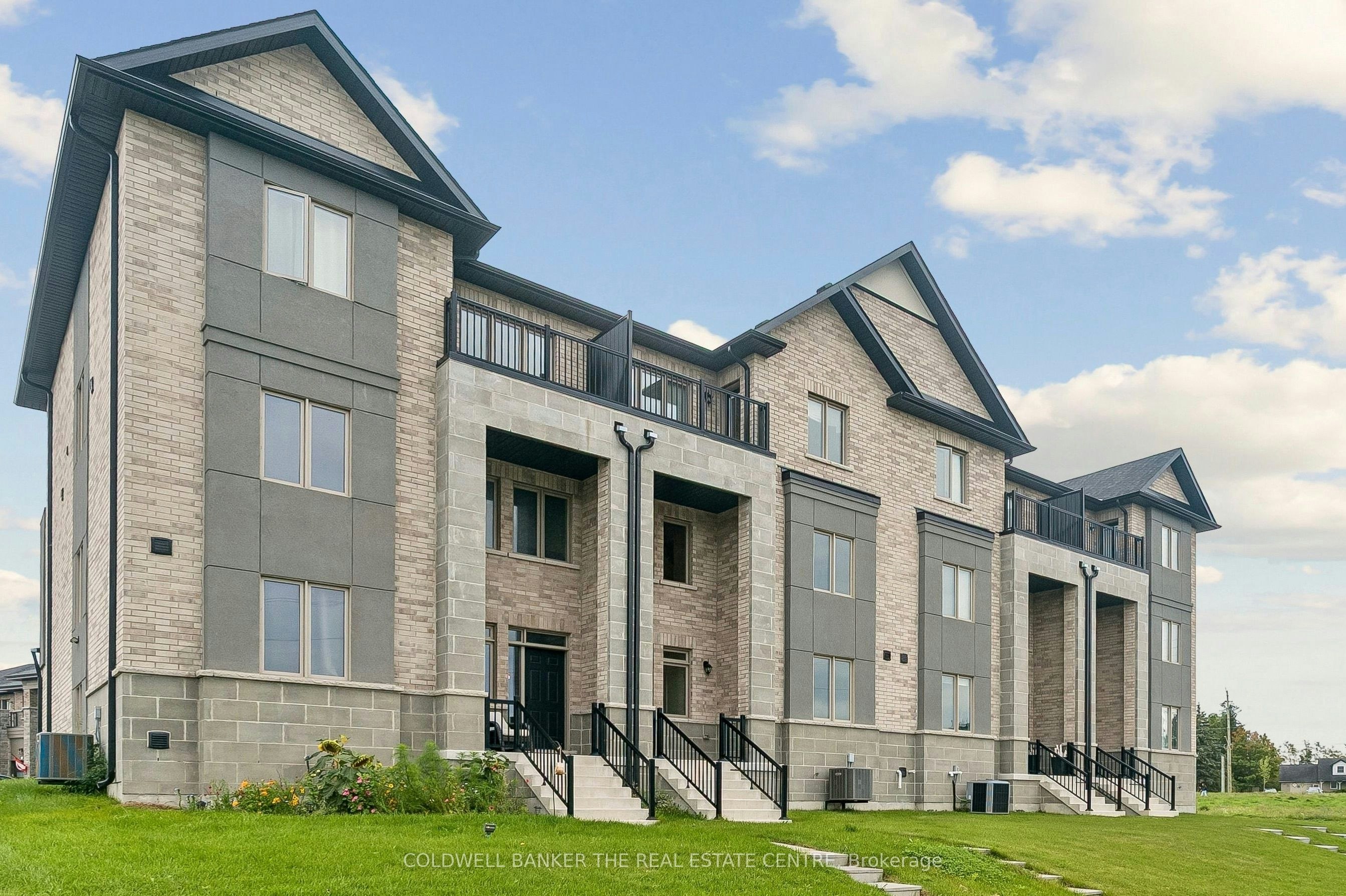 92 Church Street, Georgina, ON, L4P 0J4