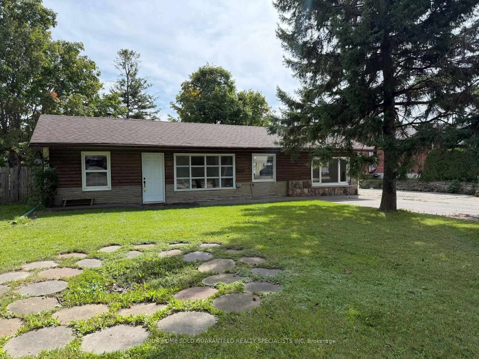 11 Railway Street, Vaughan, ON, L6A 1P6