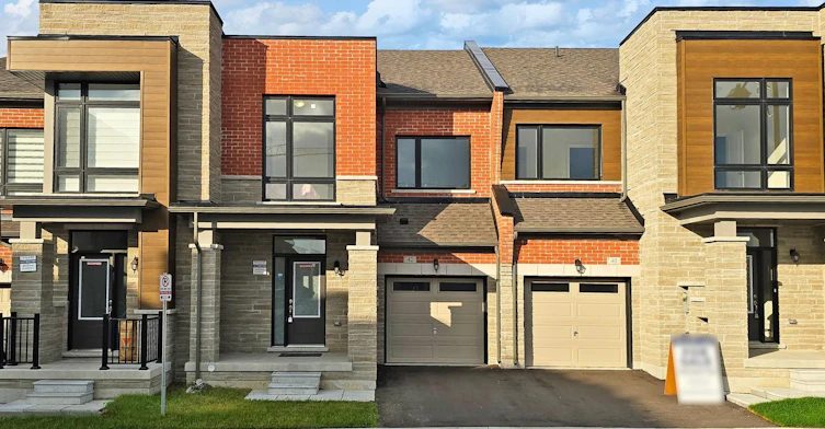 42 Blick Crescent, Aurora, ON, L4G 4A6
