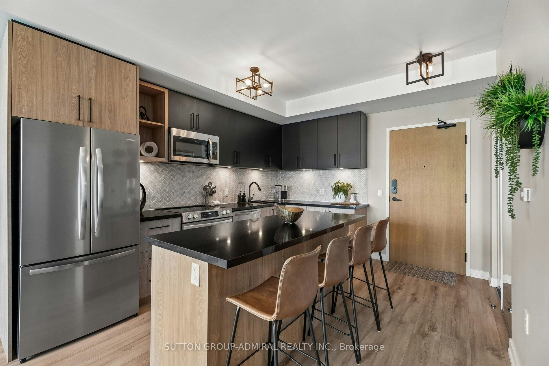 422-333 Sunseeker Avenue, Innisfil, ON, L9S 0R6