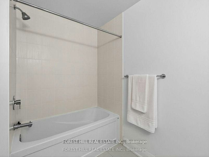 1703E-20 Gatineau Drive, Vaughan, ON, L4J 0L3 - 13