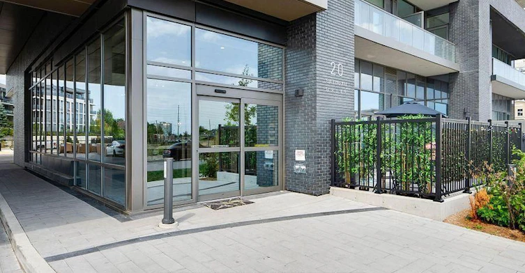 1703E-20 Gatineau Drive, Vaughan, ON, L4J 0L3