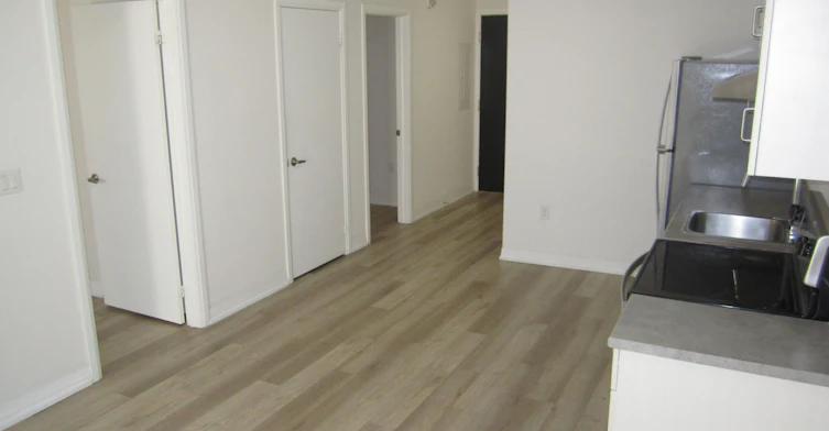 310-8010 Kipling Avenue, Vaughan, ON, L4L 0M5 - 7