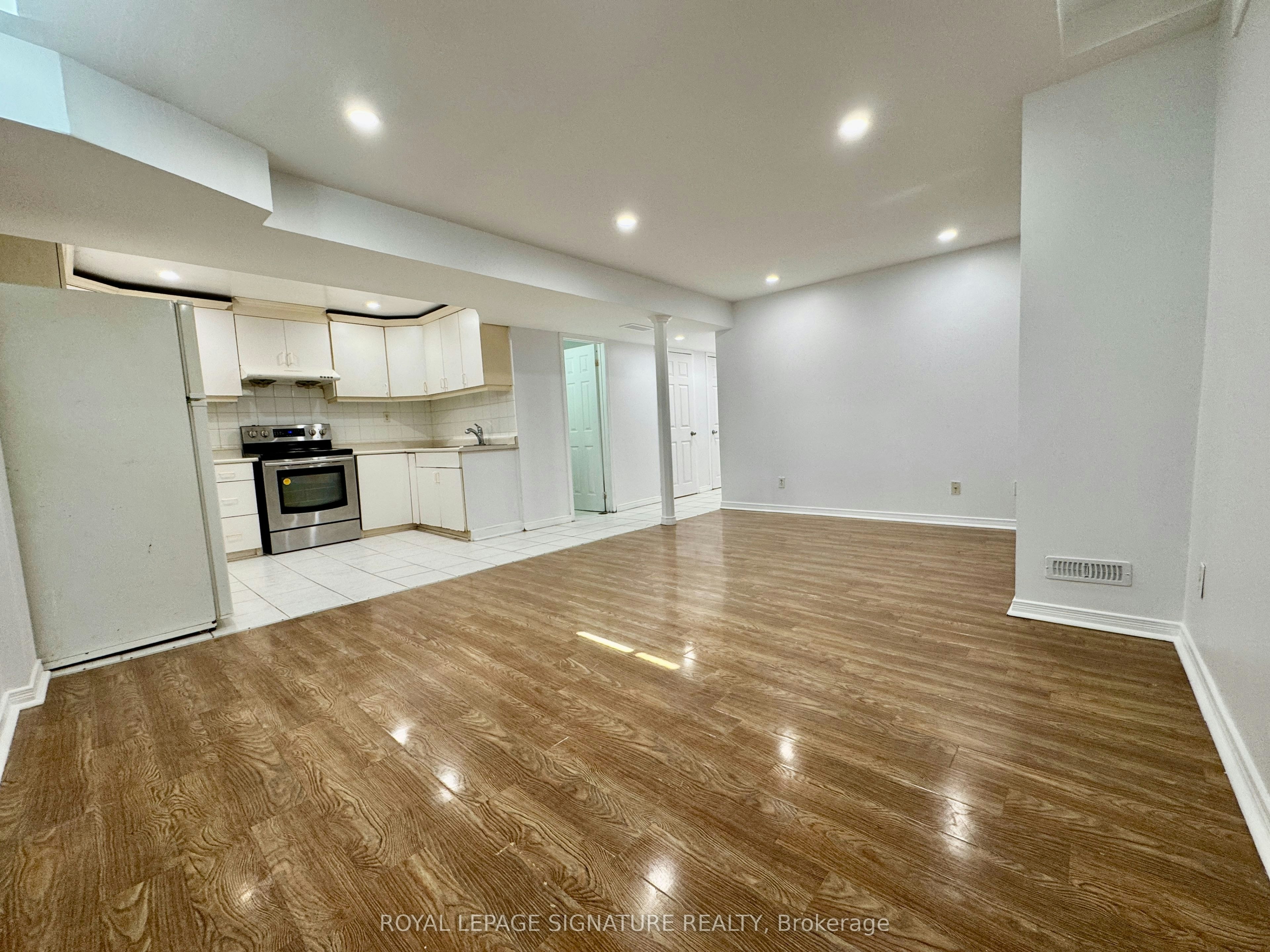Bsmt-7 Timbers Circle, Markham, ON, L3S 1G1 - 3
