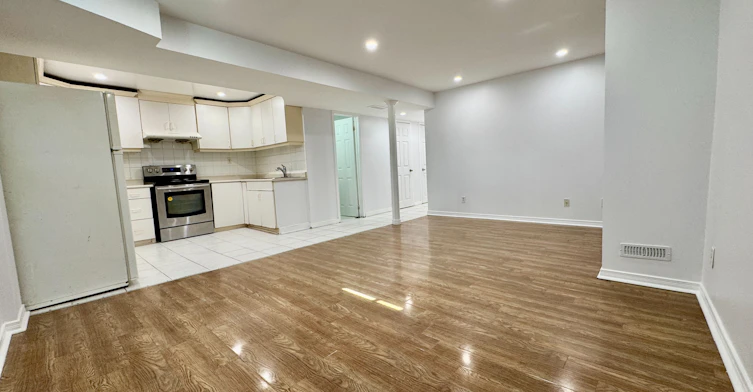 Bsmt-7 Timbers Circle, Markham, ON, L3S 1G1 - 3